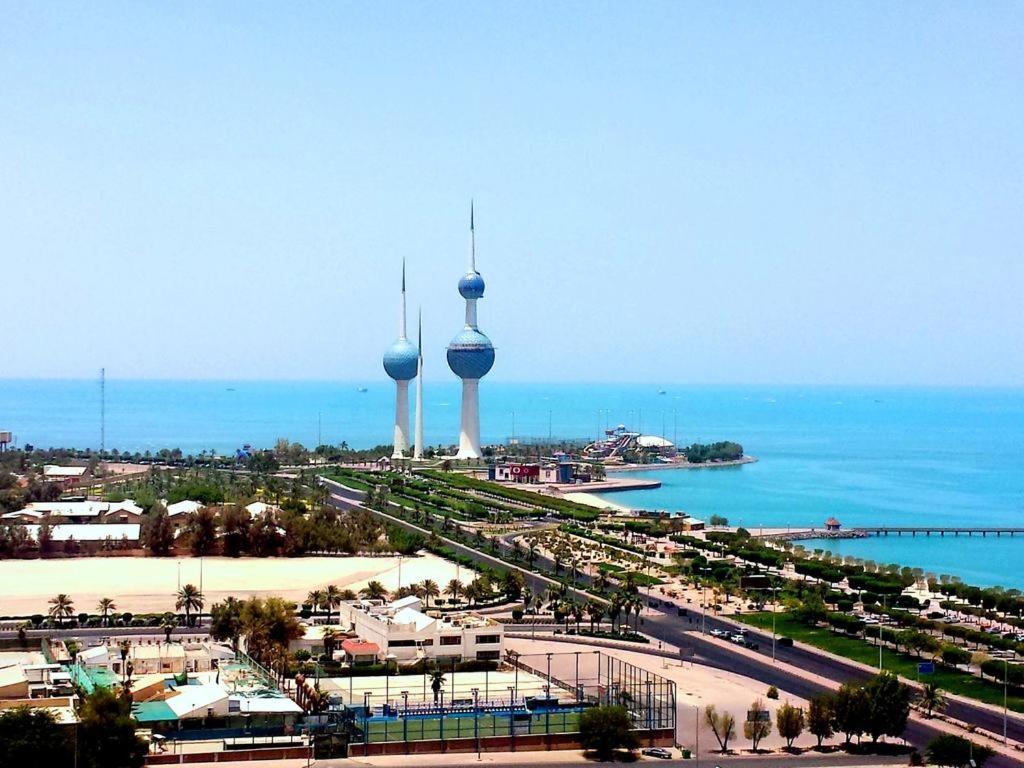 Bravo Royal Hotel Suites Kuwait City Eksteriør billede
